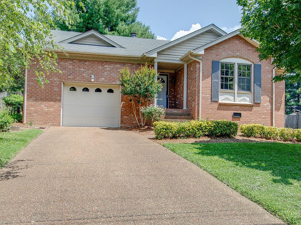 1st image of 1612 Birchwood Cir