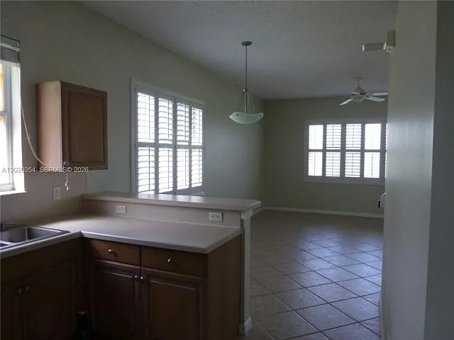 1139 Chenille Cir — Photo 5