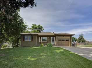 4814 S 49th St, Omaha, NE 68117