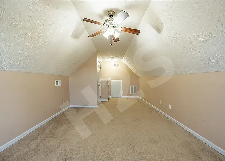 1476 Aultroy Dr — Photo 15