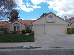 1560 Windsor Pl, Palmdale, CA 93551