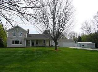 7130 Ten Mile Rd NE, Rockford, MI 49341