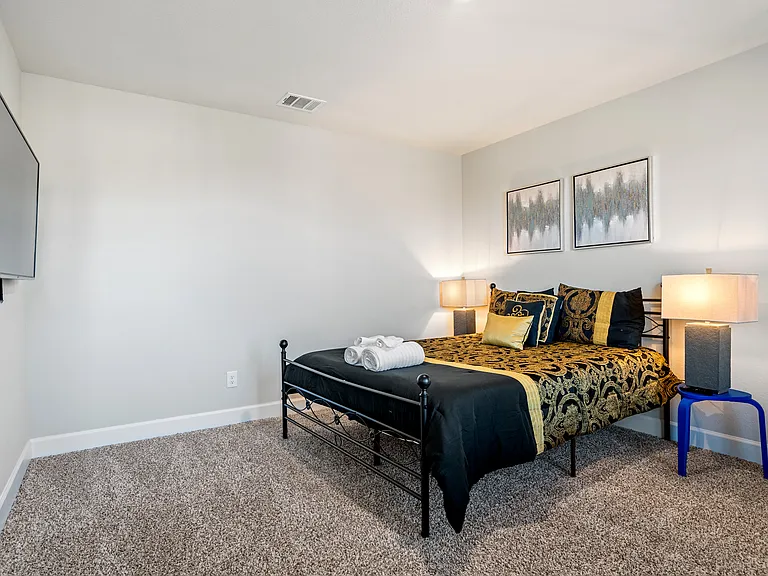 7640 Noble Oaks Dr — Photo 36