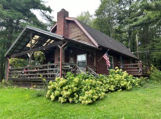 1698 Donovan Rd, Brackney, PA 18812