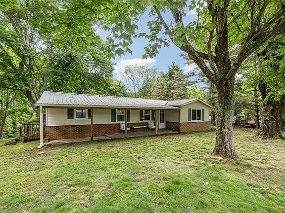 3rd image of 1507 Green Meadow Dr