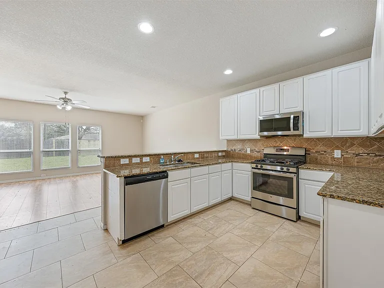 19907 Sloan Ridge Ln — Photo 11