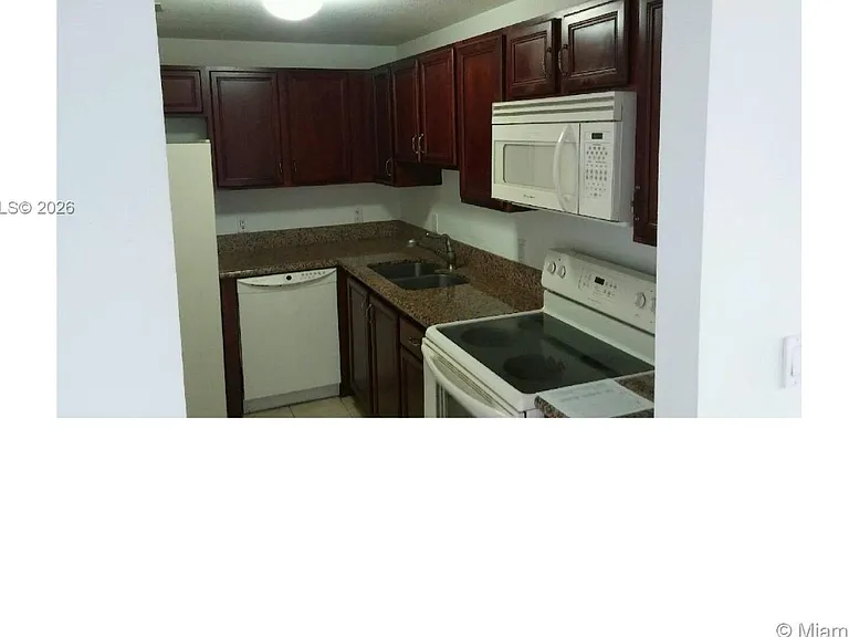 5271 SW 8th St #314 — Photo 4