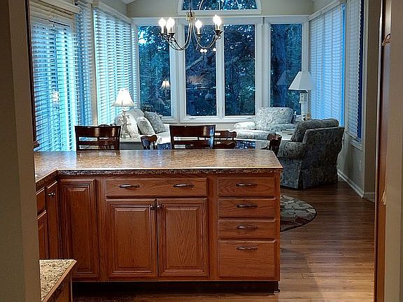 4th image of 1869 Trillium Cir NW