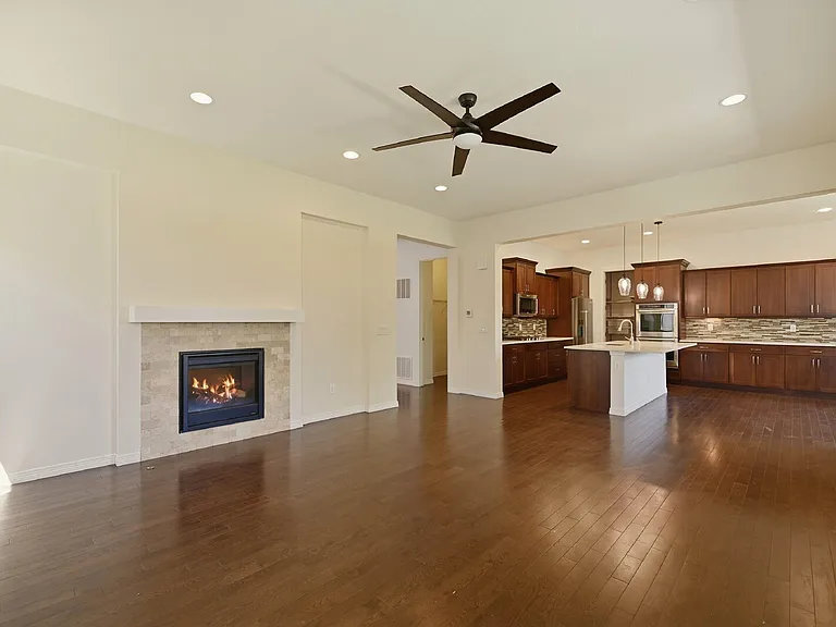 16006 Swan Mountain Dr — Photo 13