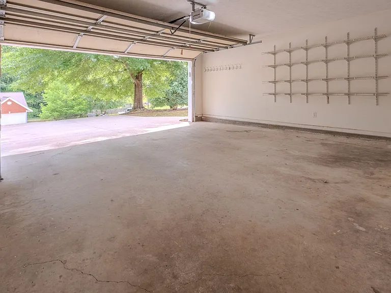 103 Williams Ct — Photo 9
