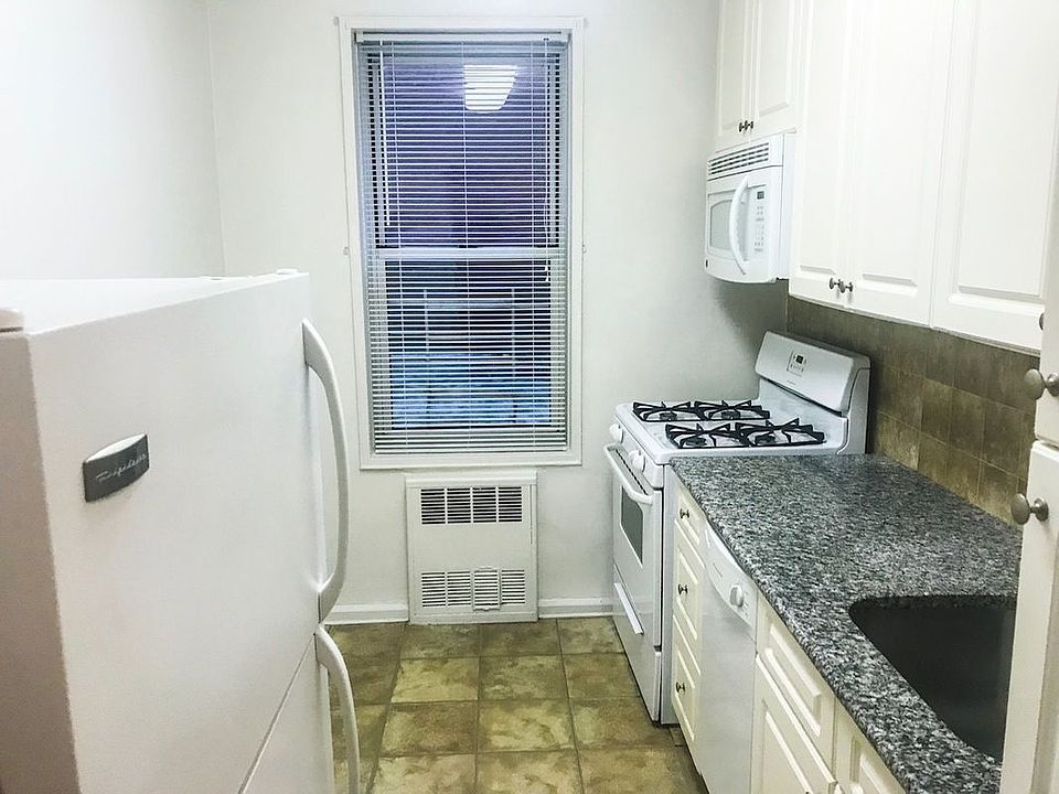 1st image of 8510 120th St APT 211
