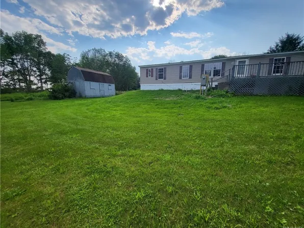 71 English Hill Rd, Whitney Point, NY 13862