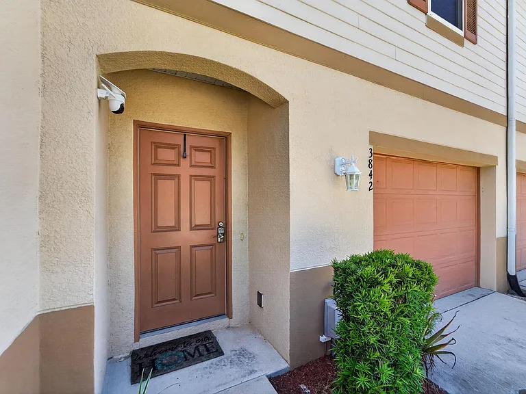 3842 Hampstead Ln — Photo 55