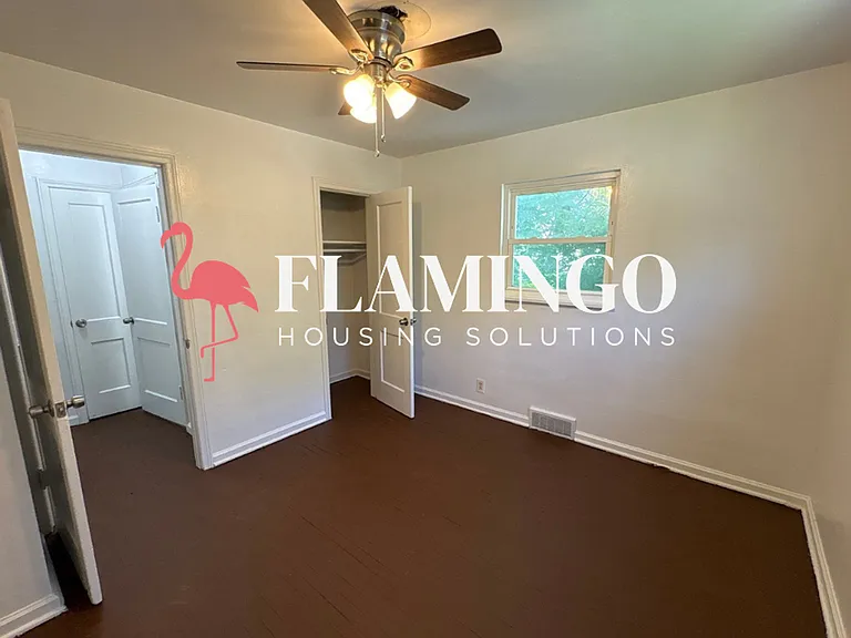 216 N Ardmore Ave — Photo 9