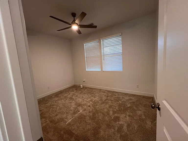 2424 S Luginbuhl St — Photo 20