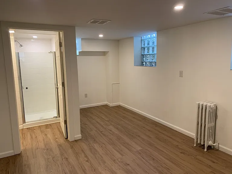 5506 Fifth Avenue — Photo 175