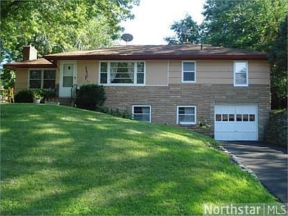 2nd image of 692 Eldridge Ave W