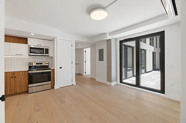 Rented by REAL New York | media 2