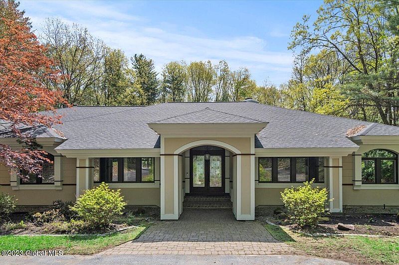 2nd image of 11 Rolling Brook Drive