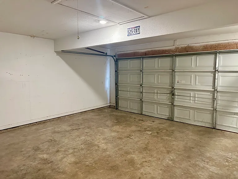 609 W Martin Luther King Blvd #609 — Photo 23