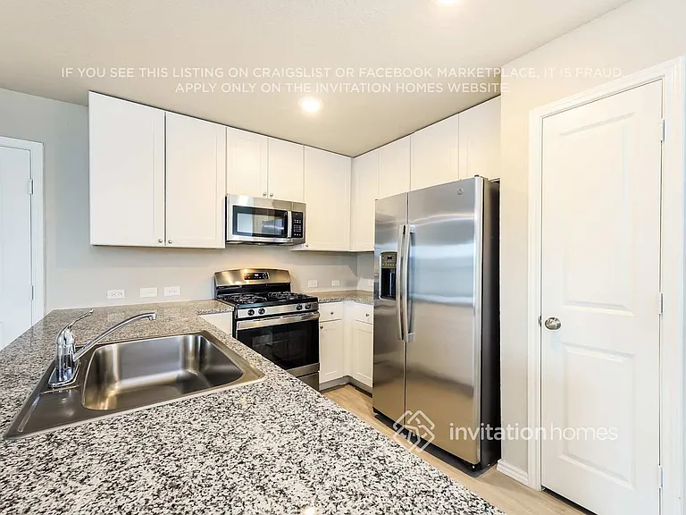 7312 Plata Cir — Photo 8