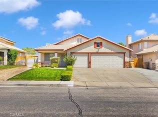 14400 Dartmouth St, Hesperia, CA 92344