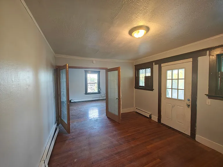83 Norton St — Photo 12