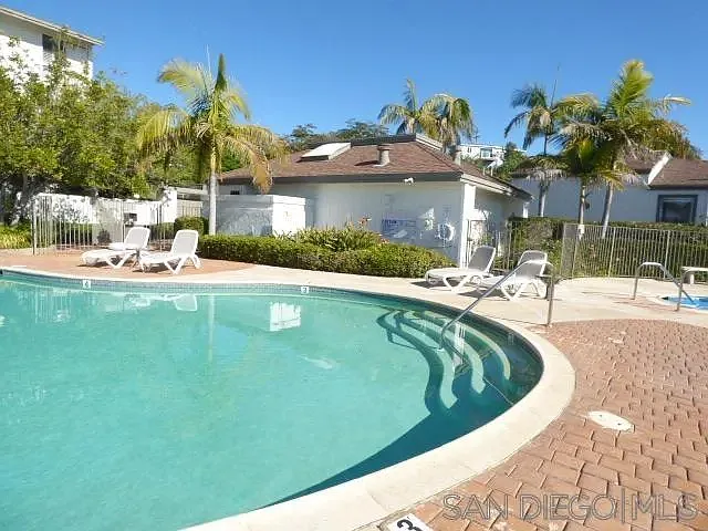 6743 Fashion Hills Blvd — Photo 30
