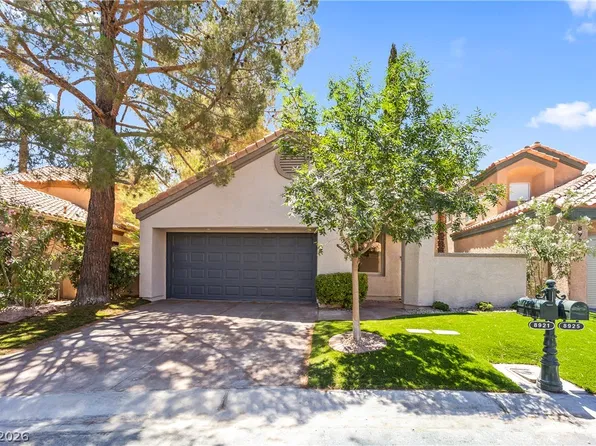 8921 Diamond Falls Dr, Las Vegas, NV 89117