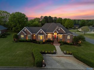 1693 Squire Run, Athens, AL 35613