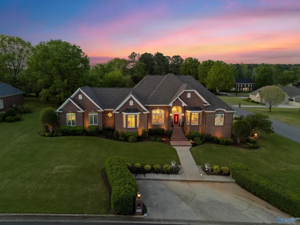1693 Squire Run, Athens, AL 35613