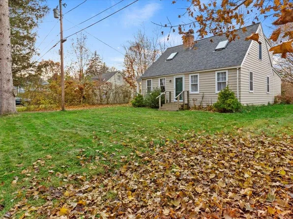 3 Polygraphic Lane, Bennington, VT 05257