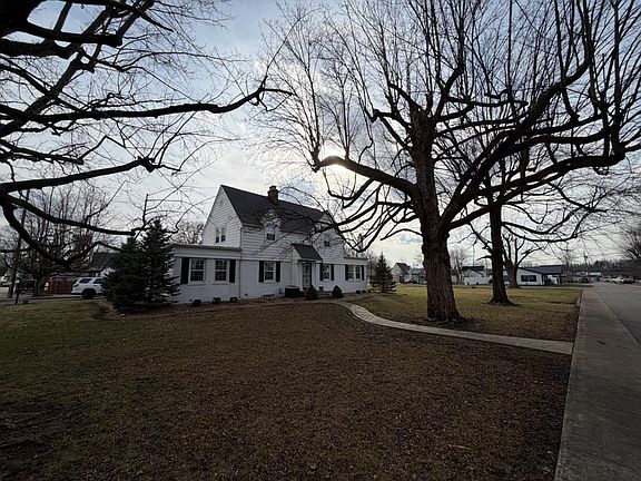 3rd image of 301 Morrell St