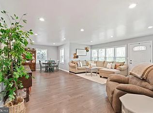 1 W Post Rd, Morrisville, PA 19067