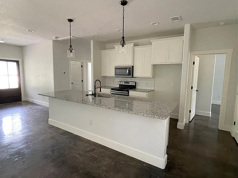 722 E Woodard St #75020 — Photo 3