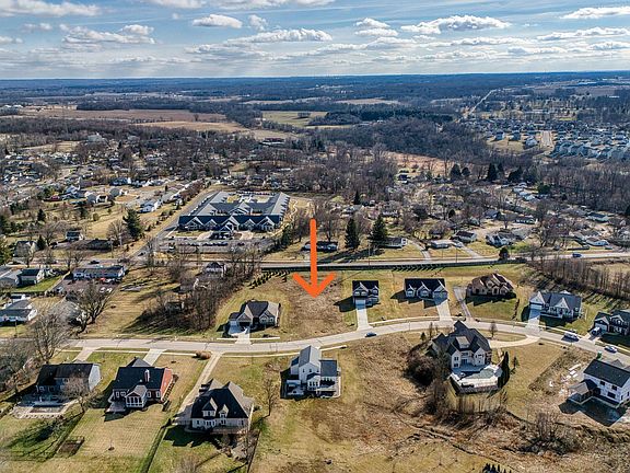 4th image of 371 Buena Vista Dr
