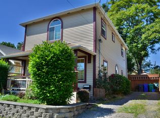 5829 SE Center St, Portland, OR 97206