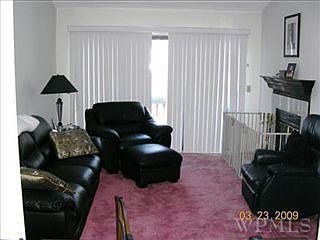 1st image of 61 Jonathan Dr