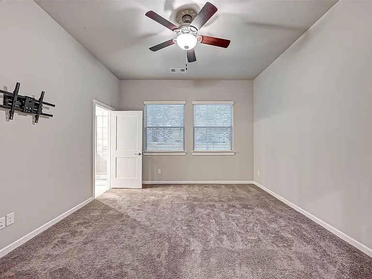 115 Sugar Peak Ct — Photo 16