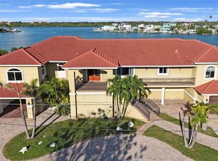 736 Pruitt Dr, Madeira Beach, FL 33708