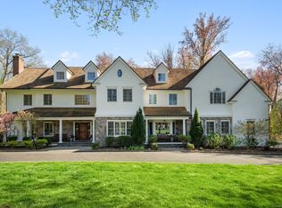 29 Hawks Hill Rd, New Canaan, CT 06840