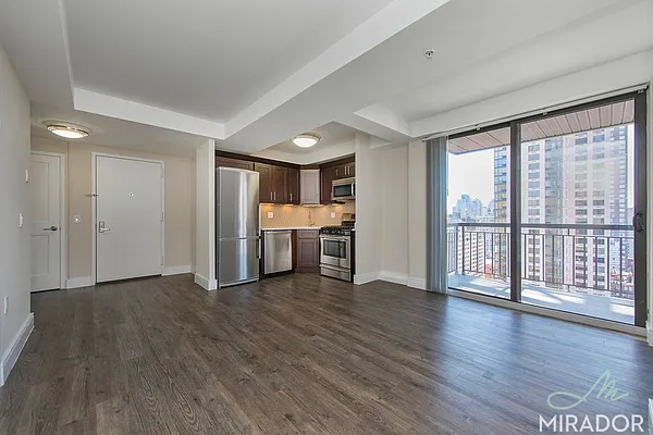Rented by Mirador Real Estate | media 4