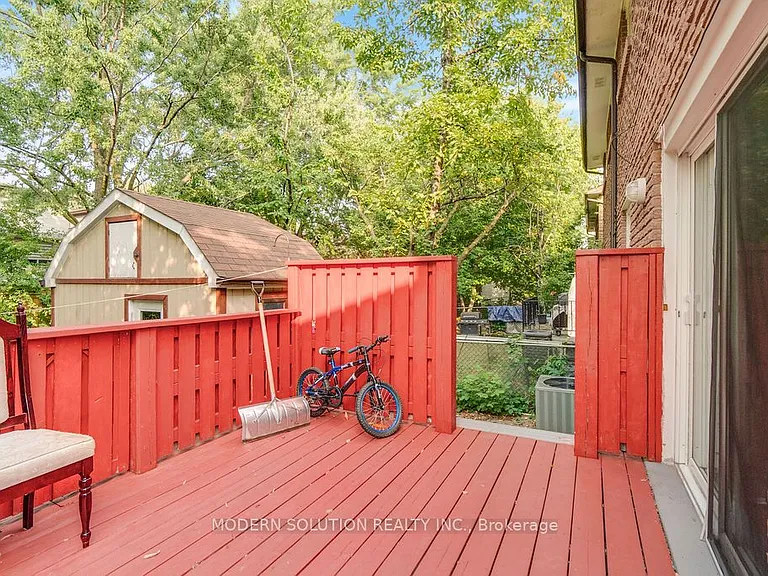 142 Mill St N — Photo 21