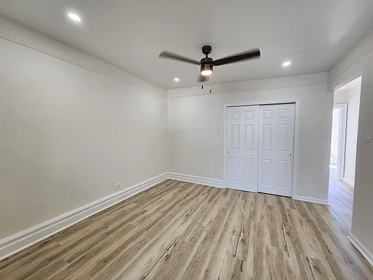 Rented by Astoria Realty | media 3