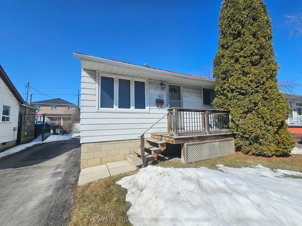 3067 Churchill Ave, Mississauga, ON L4T 1R4