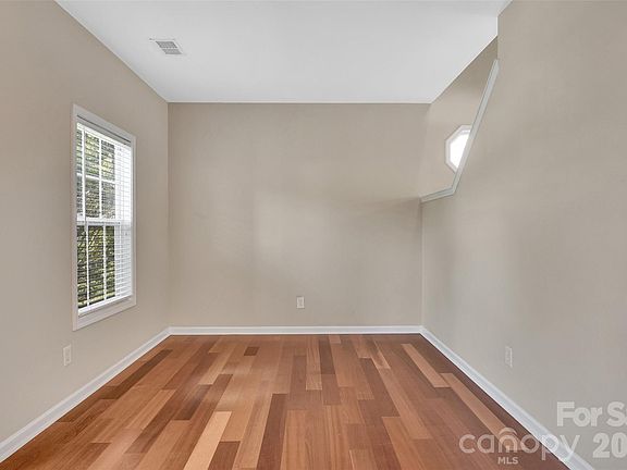 4th image of 12929 Beddingfield Dr