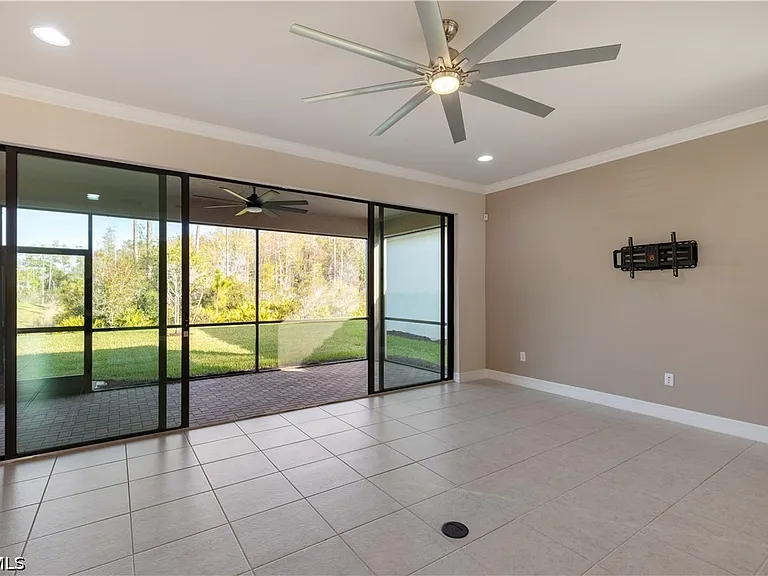 10026 Windy Pointe Ct — Photo 11