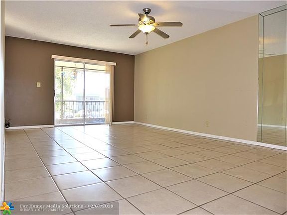 3rd image of 4128 NW 88th Ave APT 206