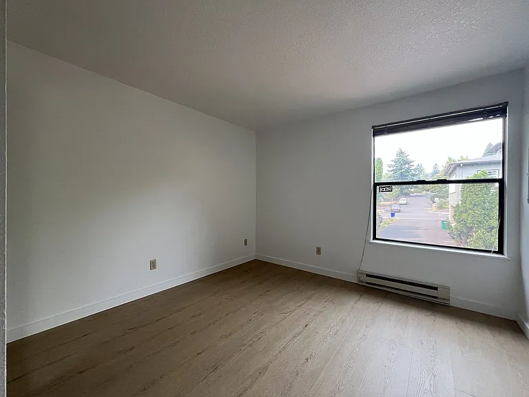 4634 SW Vermont St #4 — Photo 23