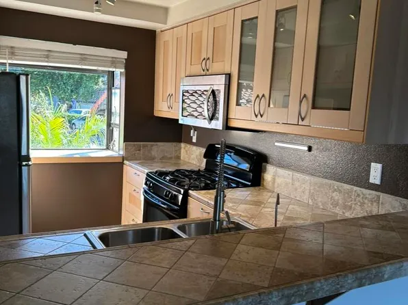 2146 Valleydale Ln, Encinitas, CA 92024